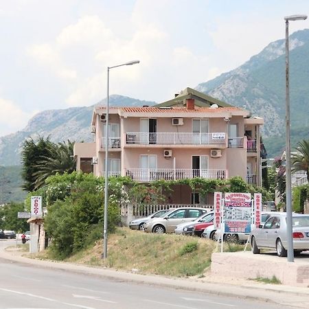 Apartments Petricevic Sutomore Ngoại thất bức ảnh