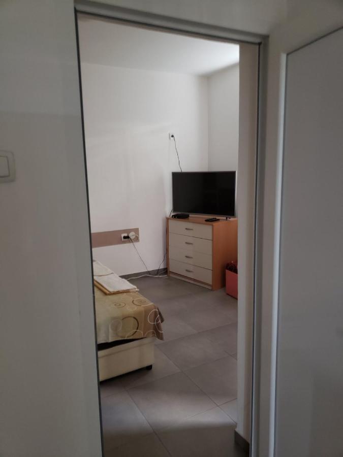 Apartments Petricevic Sutomore Ngoại thất bức ảnh
