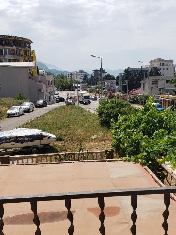 Apartments Petricevic Sutomore Ngoại thất bức ảnh