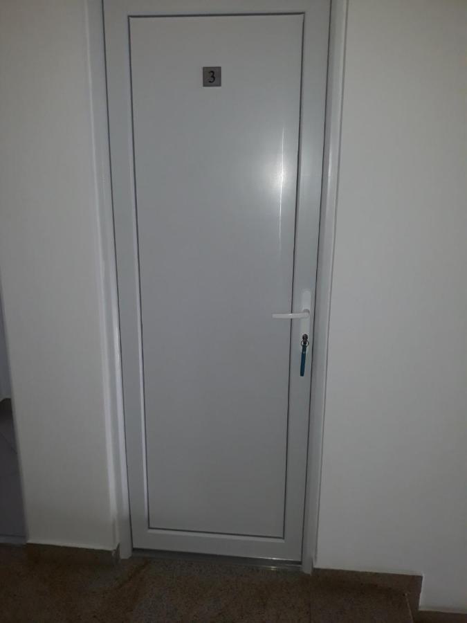 Apartments Petricevic Sutomore Ngoại thất bức ảnh
