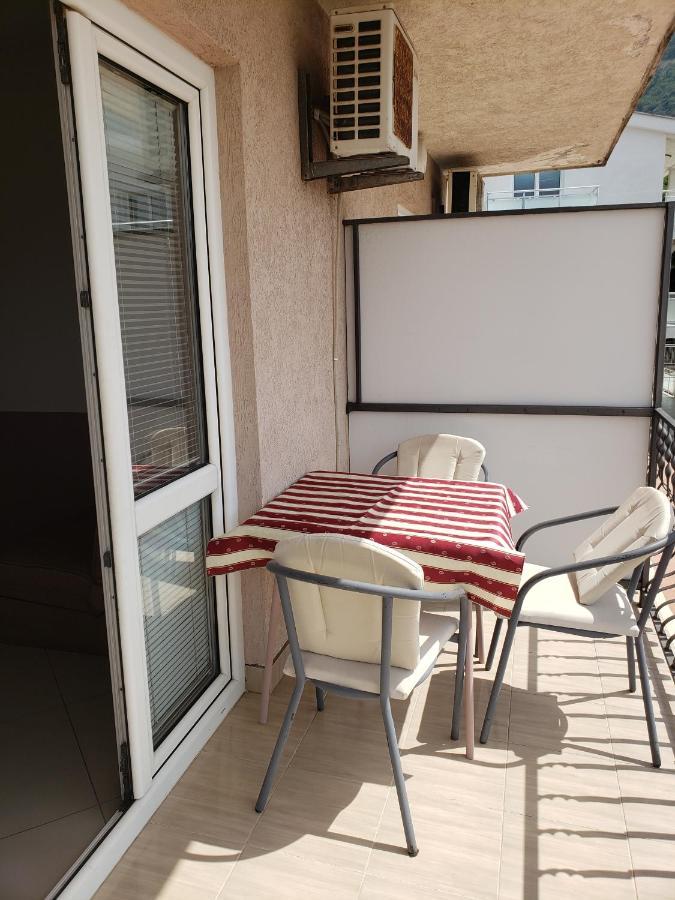 Apartments Petricevic Sutomore Ngoại thất bức ảnh