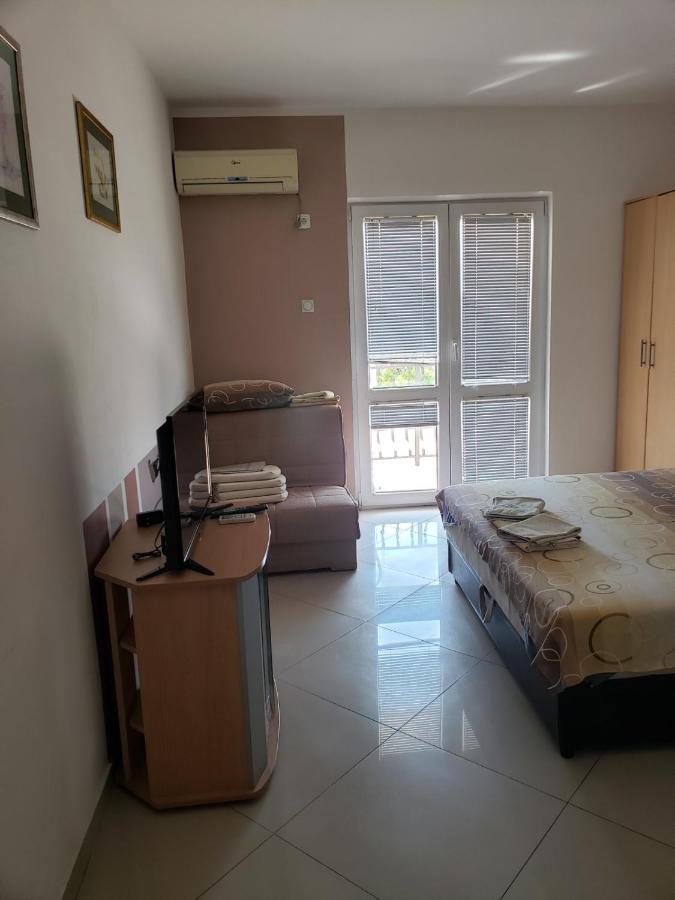 Apartments Petricevic Sutomore Ngoại thất bức ảnh