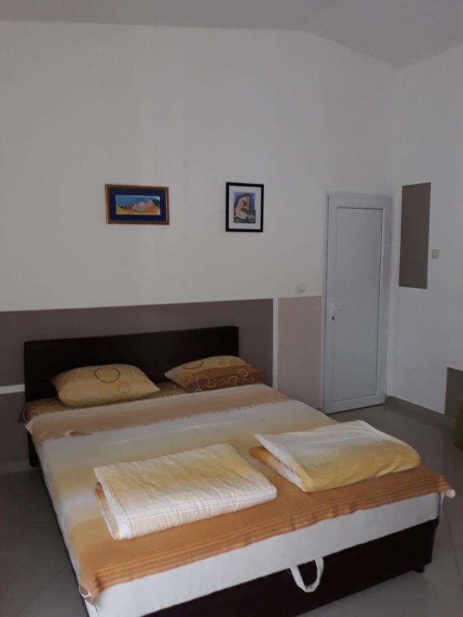 Apartments Petricevic Sutomore Ngoại thất bức ảnh