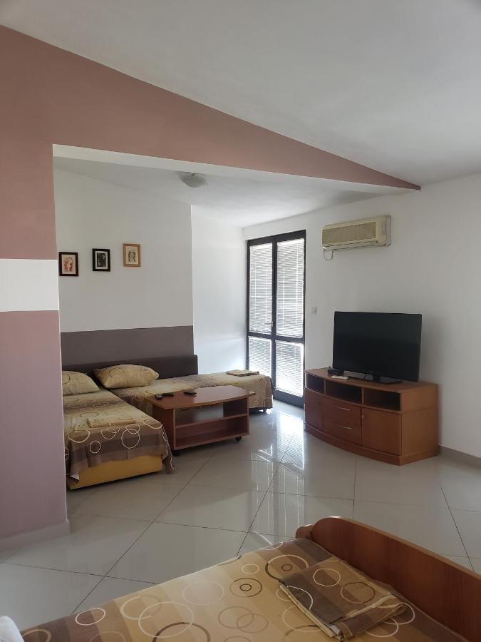 Apartments Petricevic Sutomore Ngoại thất bức ảnh