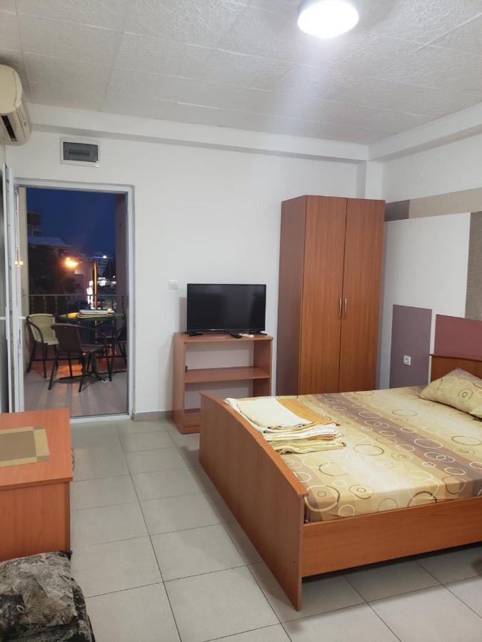 Apartments Petricevic Sutomore Ngoại thất bức ảnh