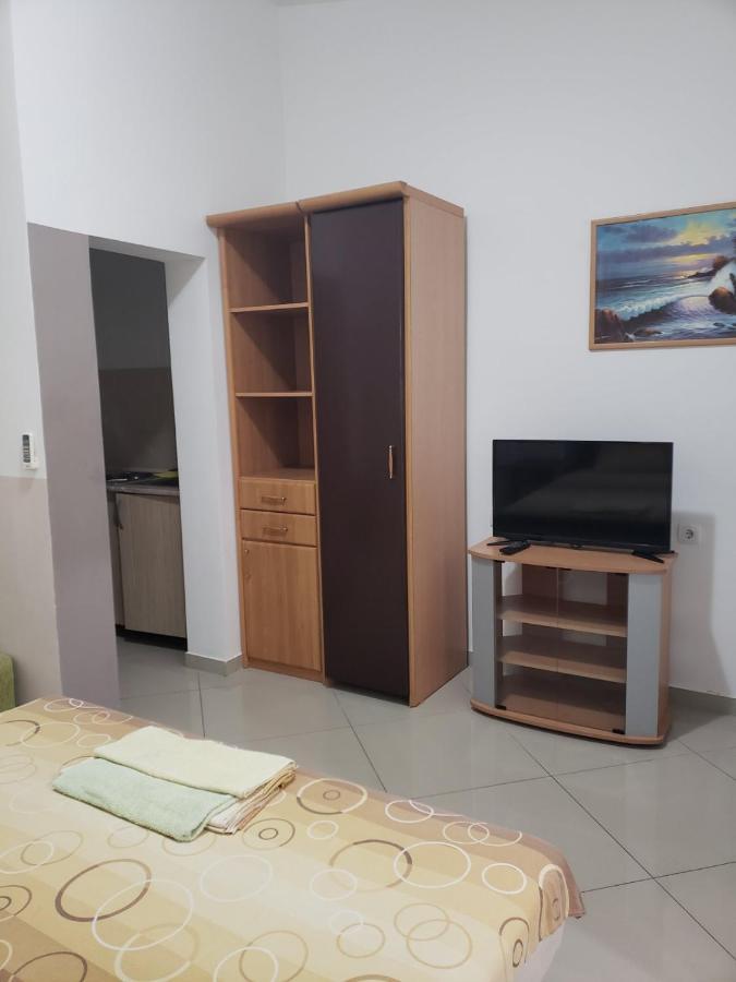 Apartments Petricevic Sutomore Ngoại thất bức ảnh